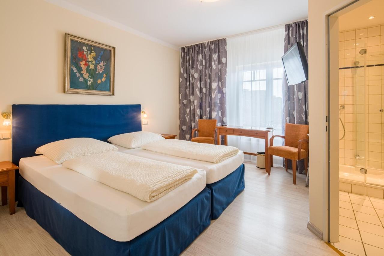 Niebueller Hof Hotel Luaran gambar
